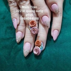 Nails Trân