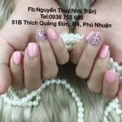 Thế Giới Nails, Nối Mi – Ni Ni Trần