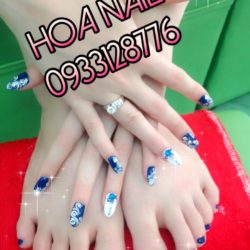 Hoa Nails