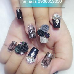 Thu Nails