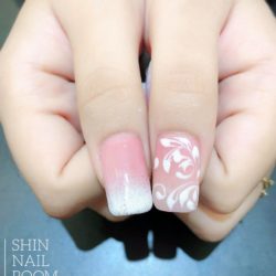 Shin Nail Room